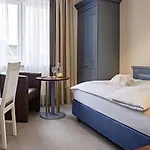 Plaza Premium Sylt 4*