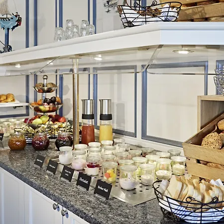 Plaza Premium Sylt 4*