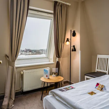 Plaza Premium Sylt 4*