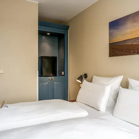 Hotel Plaza Premium Sylt 4*