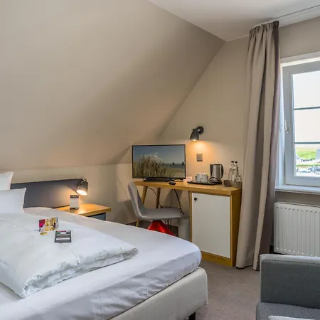 Отель Plaza Premium Sylt 4*