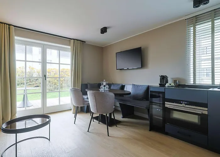 Hotel Plaza Premium Sylt 4*