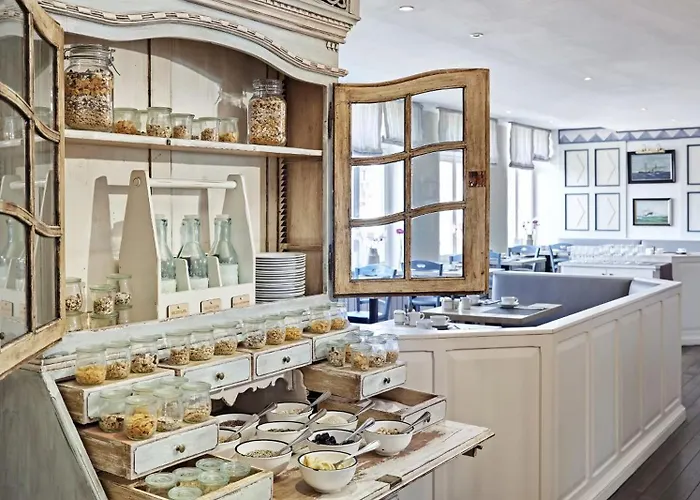 Plaza Premium Sylt Hotell 4*